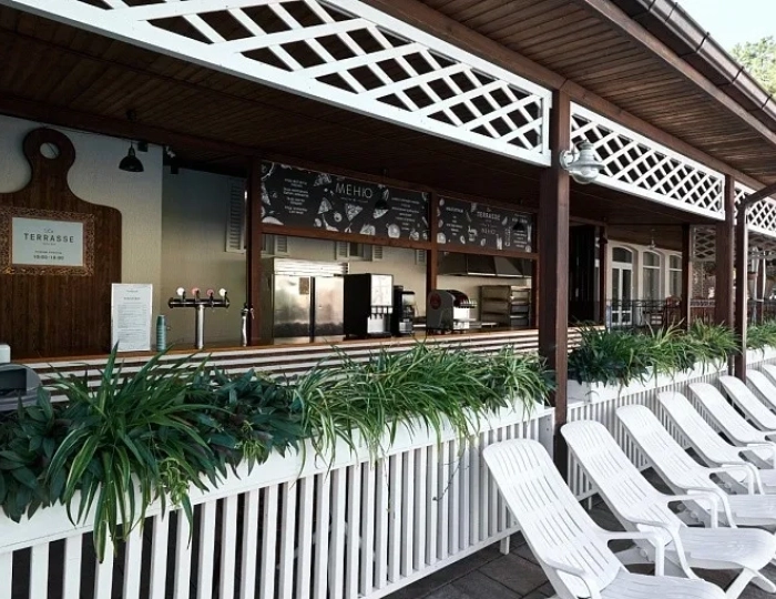 Cнек-бар La Terrasse - Alean Family Riviera